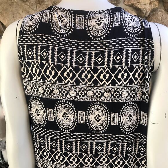 Veronica M Tie Front Geometric Print Black White Flowy Dress Women's Size M - Picture 5 of 8